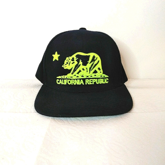 DEADSTOCK CALIFORNIA REPUBLIC Embroidered snap hat - Picture 1 of 4